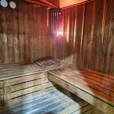 Feels-like-holiday-pure